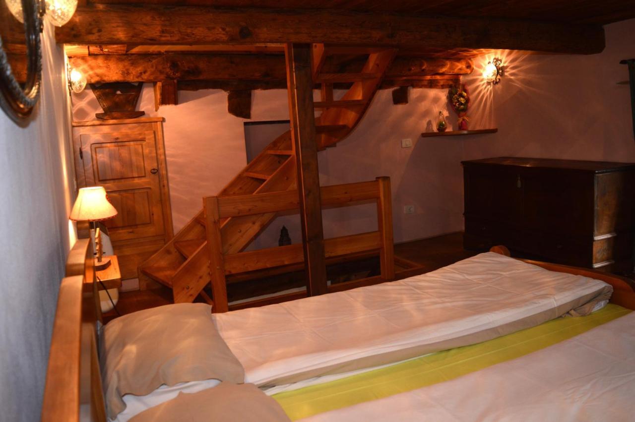 Вилла Casa Della Nonna Antronapiana Экстерьер фото